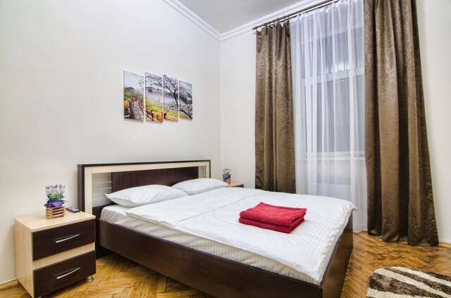 Апартаменты Apartment Medova Center Львов-3