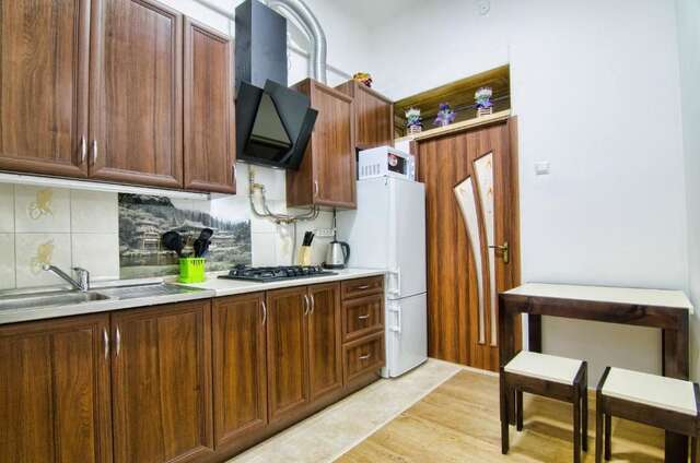 Апартаменты Apartment Medova Center Львов-13